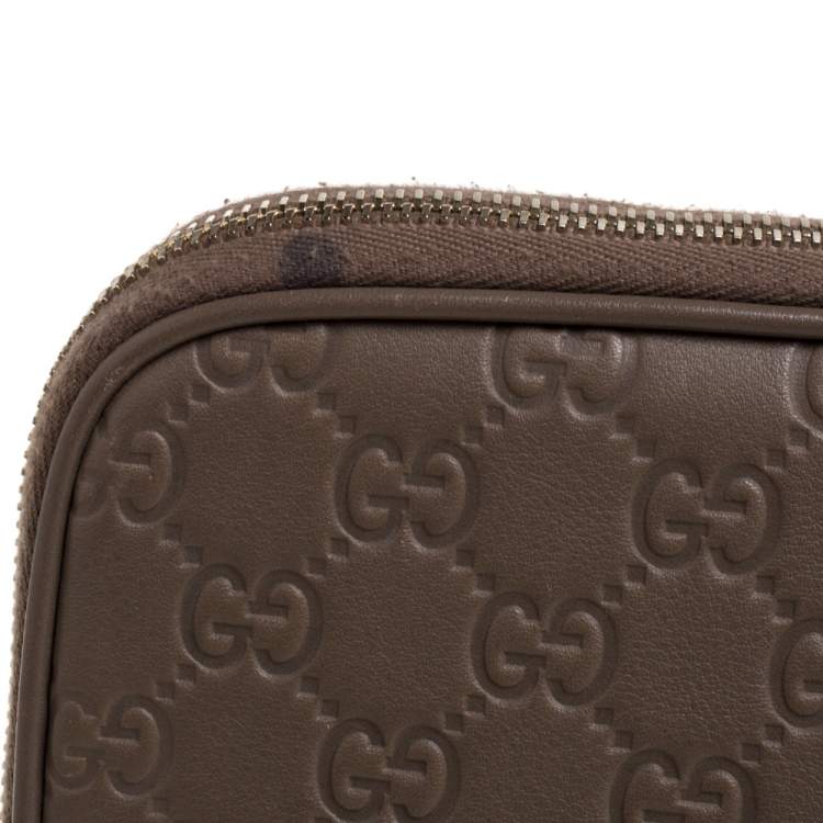 Pre Owned Gucci Light Brown Guccissima Leather Laptop Zip Around Case