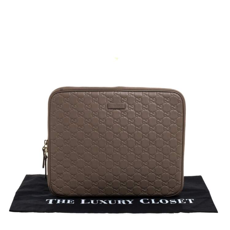 Pre Owned Gucci Light Brown Guccissima Leather Laptop Zip Around Case