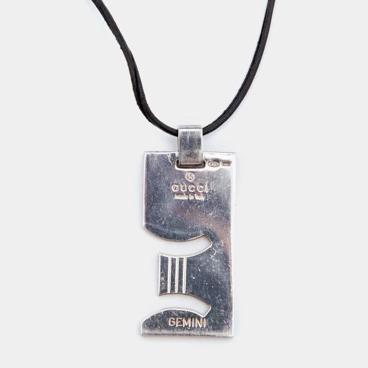 Pre Owned Gucci Sterling Silver Gemini Zodiac Pendant Cord Necklace
