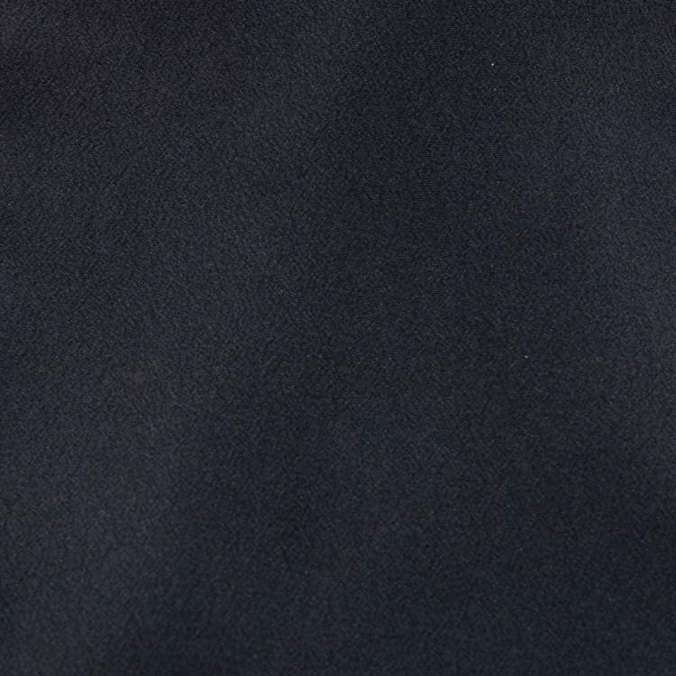 Pre Owned Gucci Black Crepe Silk Fringed Stole