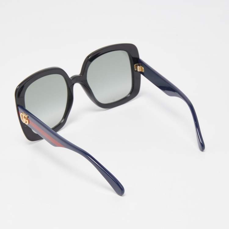 Pre Owned Gucci Black GG Oversized Sunglasses