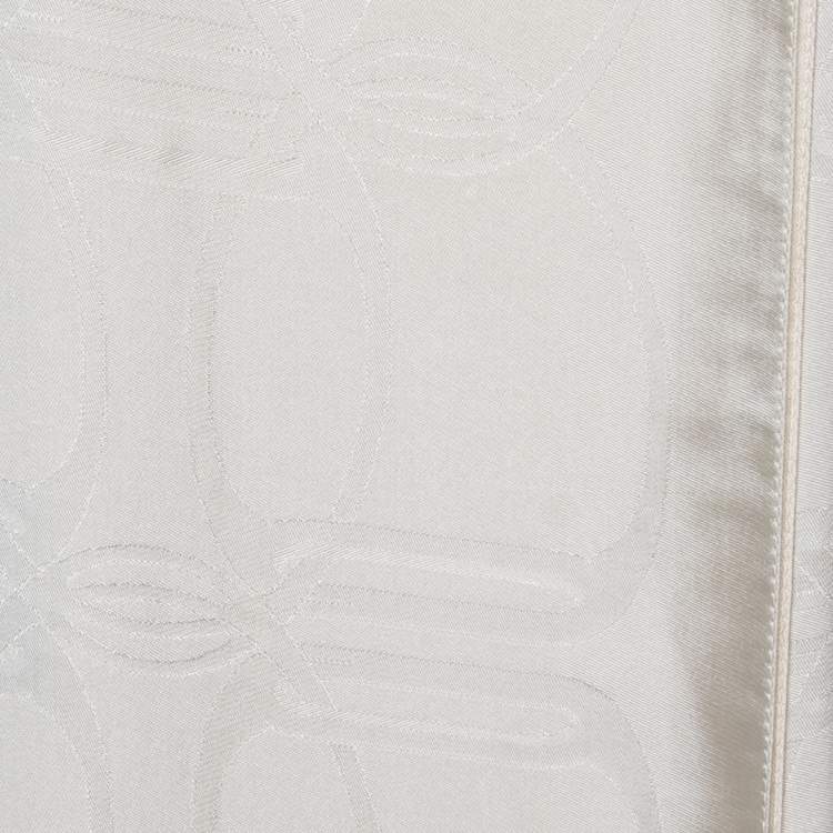 Pre Owned Gucci Ivory Patterned Silk Fringed Stole