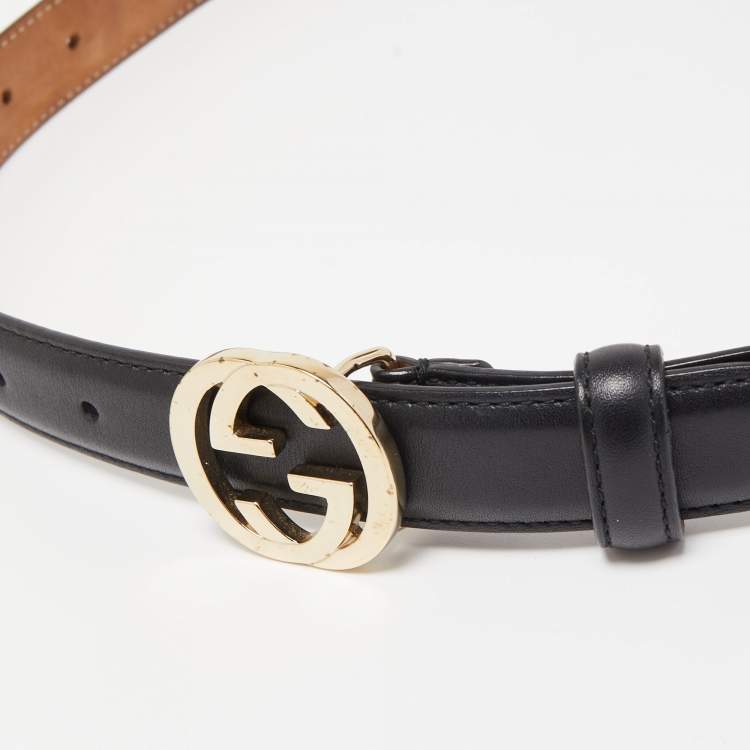 Pre Owned Gucci Black Leather Interlocking G Slim Buckle Belt 85CM