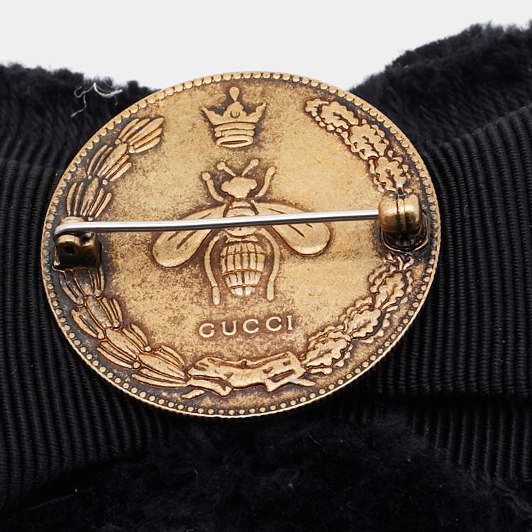 Pre Owned Gucci Black Bead Embellished Bow Brooch