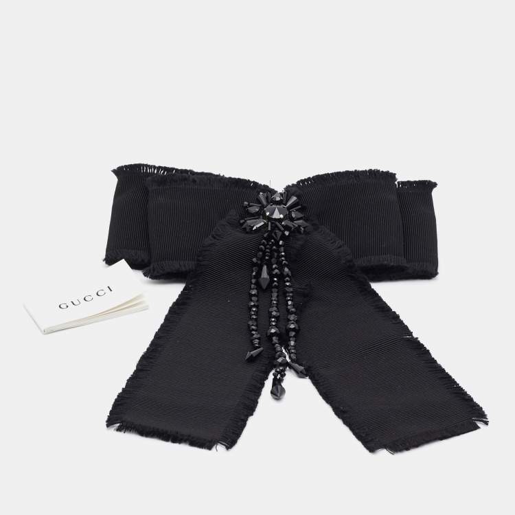 Pre Owned Gucci Black Bead Embellished Bow Brooch