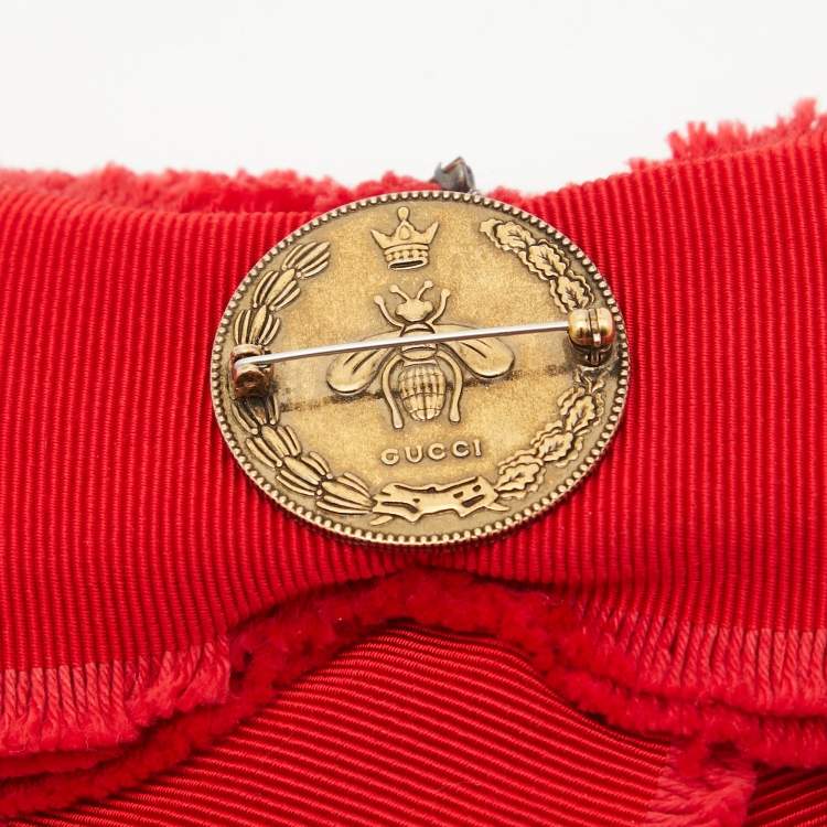 Pre Owned Gucci Red Faux Pearl and Crystal Embellished Grosgrain Ribbon Bow Brooch