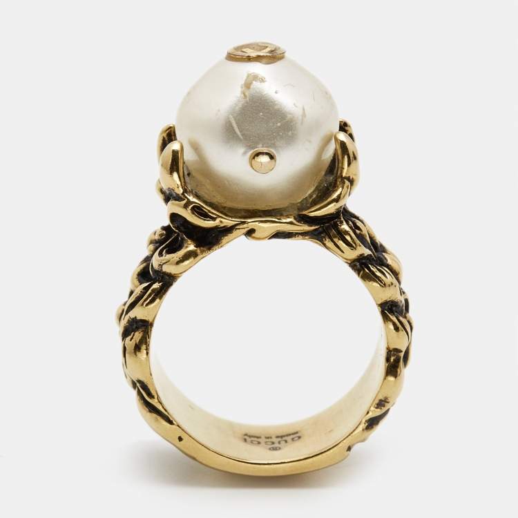 Pre Owned Gucci GG Faux Pearl Gold Tone Ring Size 61