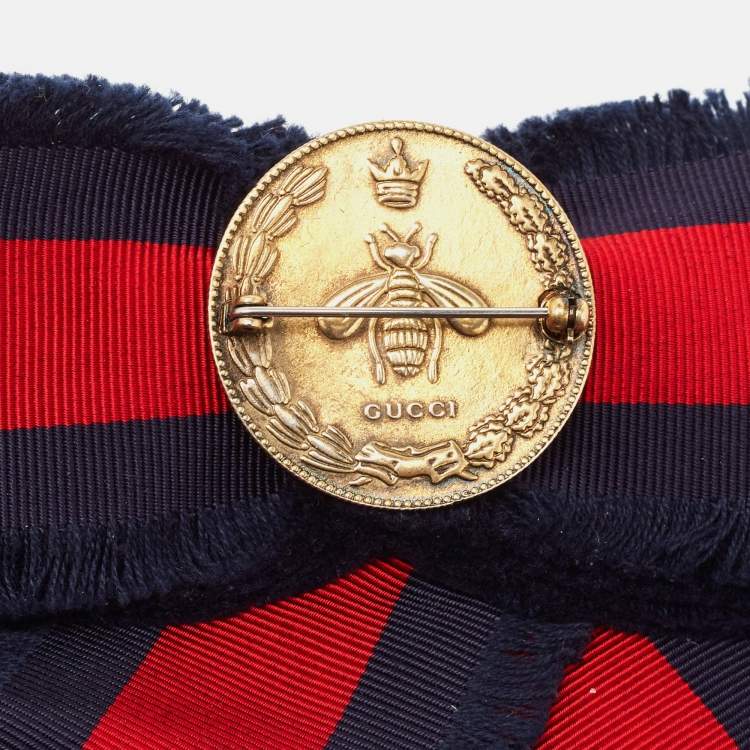 Pre Owned Gucci Blue & Red Grosgrain Web Crystal Bow Two Tone Metal Brooch