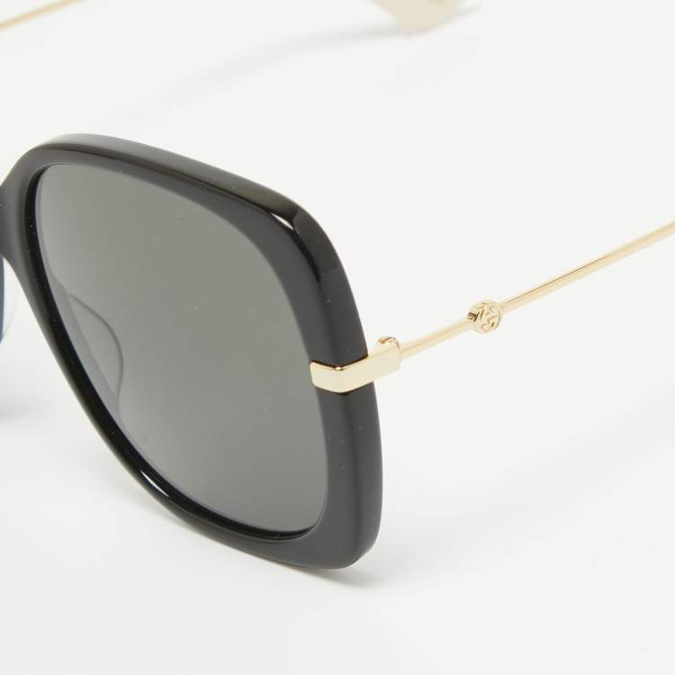 Pre Owned Gucci Black/Gold  GG0511S GG Oversized Sunglasses