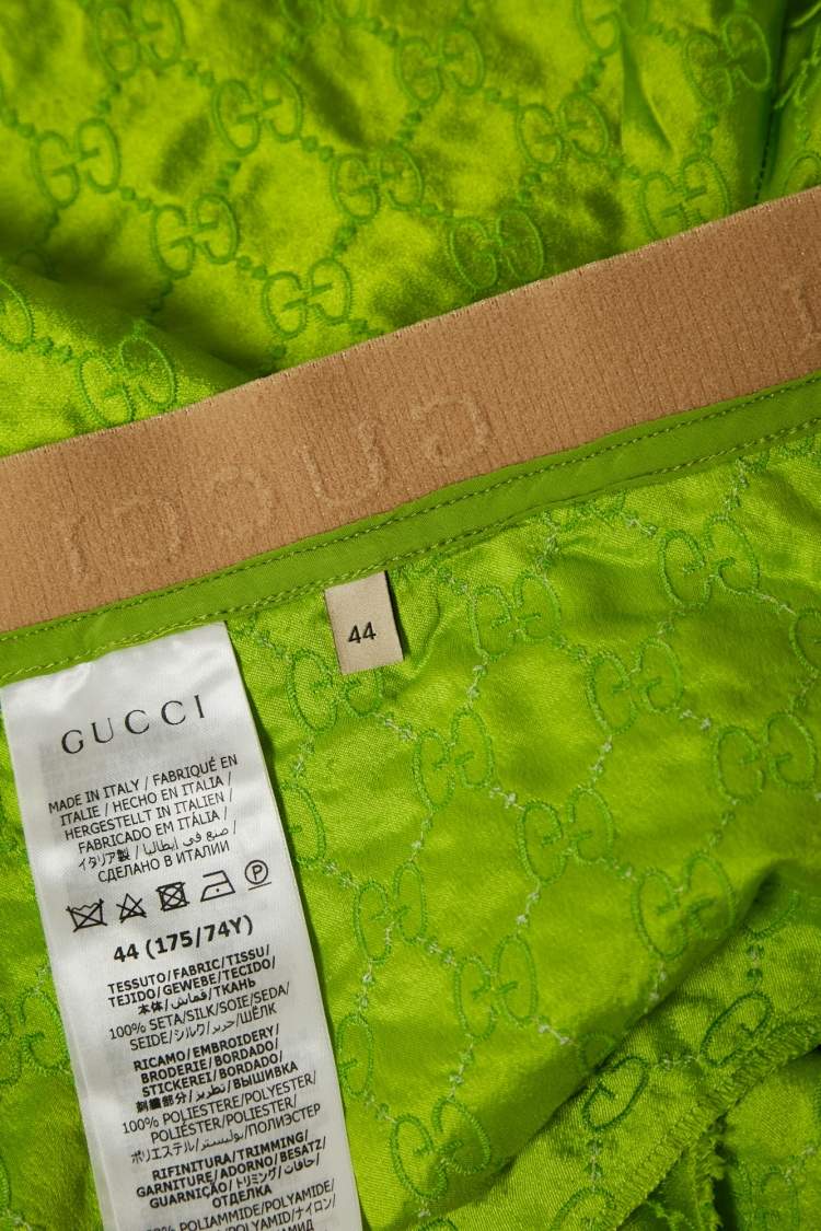 Pre Owned Gucci Green Logo Embroidery Silk Short M