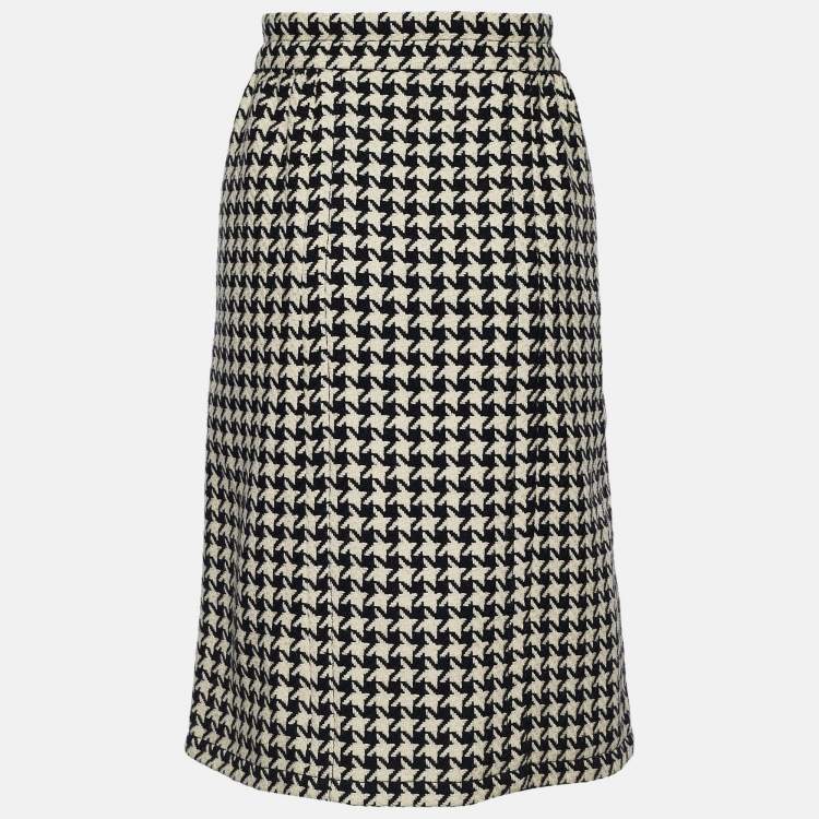 Pre Owned Gucci Monochrome Houndstooth Optical Tweed Wrap Skirt M