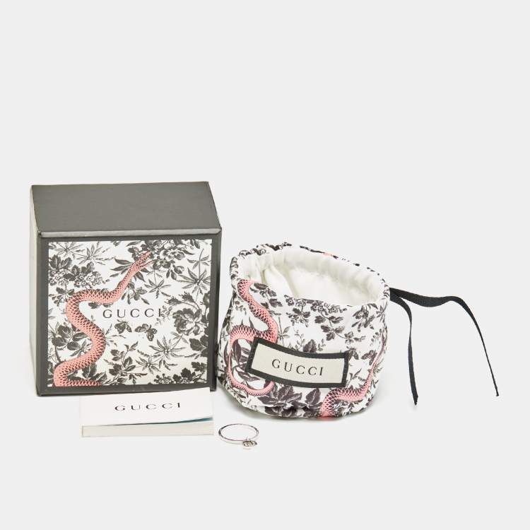 Pre Owned Gucci GG Running 18k White Gold Charm Ring Size 51