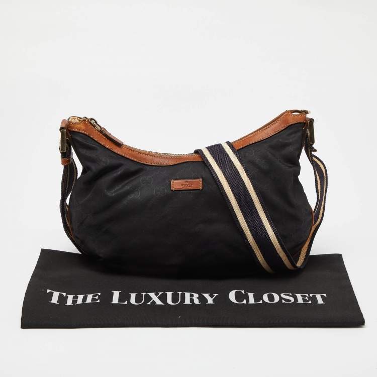Pre Owned Gucci Navy Blue/Tan GG Nylon and Leather Hobo