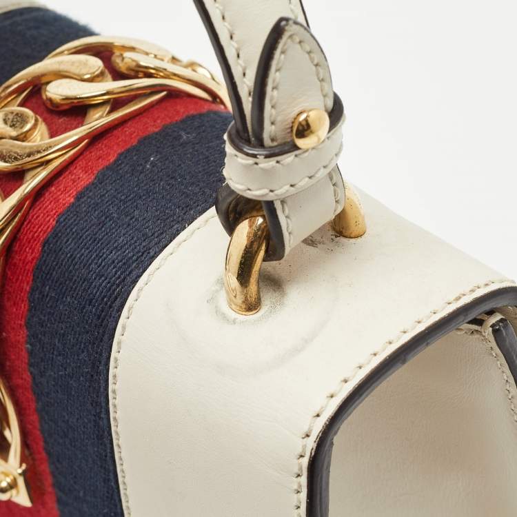 Pre Owned Gucci Off White Leather Mini Floral Patch Sylvie Top Handle Bag