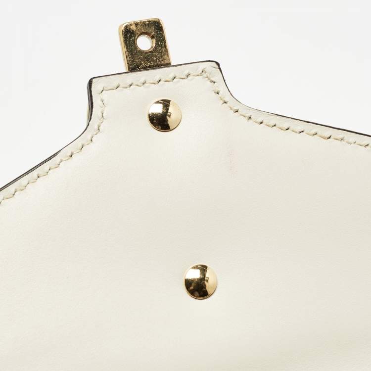 Pre Owned Gucci Off White Leather Mini Floral Patch Sylvie Top Handle Bag