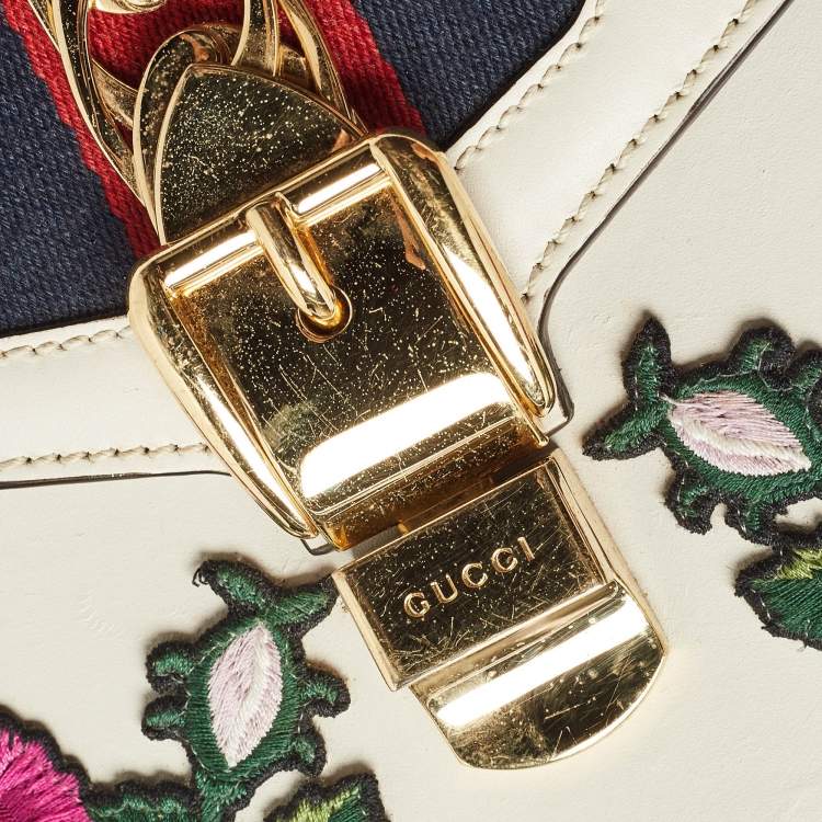 Pre Owned Gucci Off White Leather Mini Floral Patch Sylvie Top Handle Bag