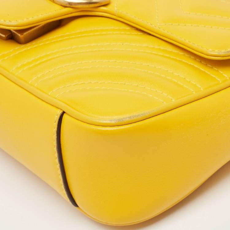 Pre Owned Gucci Yellow Matelassé Leather Mini GG Marmont Shoulder Bag