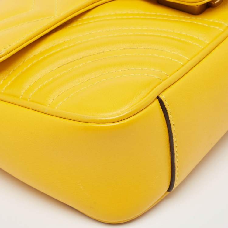 Pre Owned Gucci Yellow Matelassé Leather Mini GG Marmont Shoulder Bag