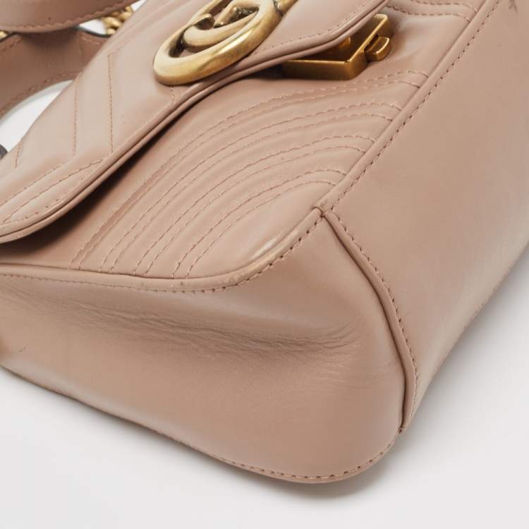 Pre Owned Gucci Beige Matelasse Leather Mini GG Marmont Top Handle Bag