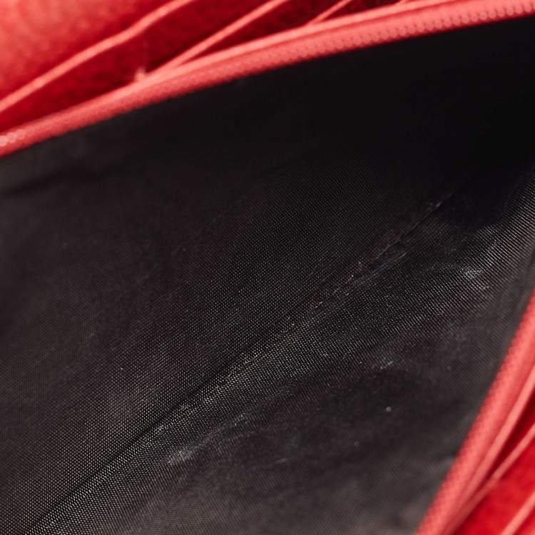 Pre Owned Gucci Red Leather Double G Flap Continental Wallet