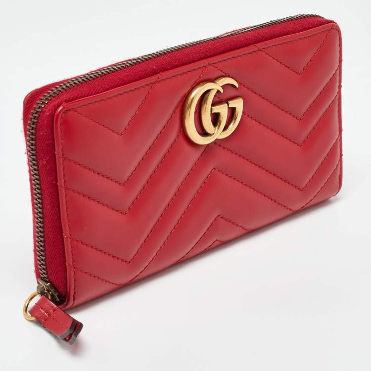 Pre Owned Gucci Red Matelasse Leather GG Marmont Zip Around Wallet
