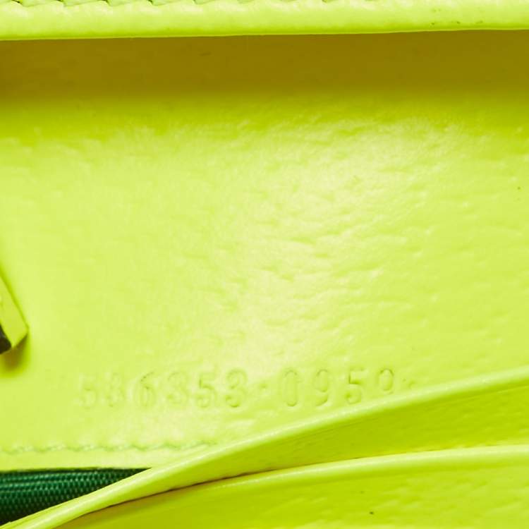 مملوكة مسبقًا Gucci Neon Yellow Floral Print Canvas and Leather Zumi Card Holder