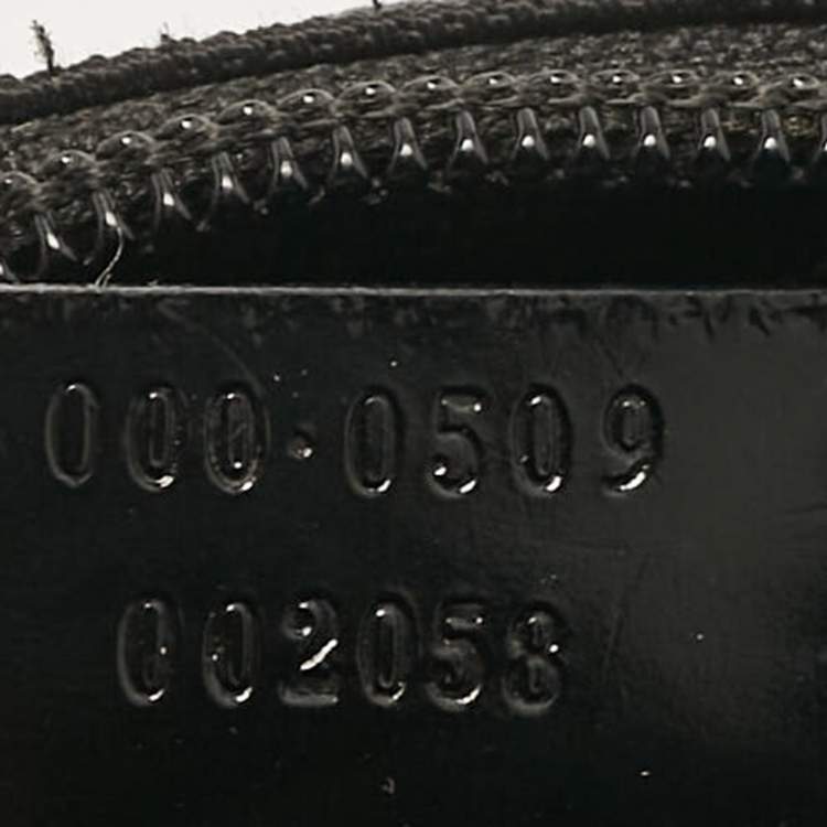 مملوكة مسبقًا Gucci Black Nylon and Patent Leather Bamboo Hobo
