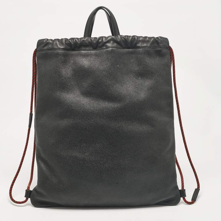 Pre Owned Gucci Black Leather Logo Drawstring Backpack