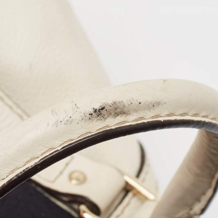 مملوكة مسبقًا Gucci Off White Canvas and Leather Medium Web Boston Bag