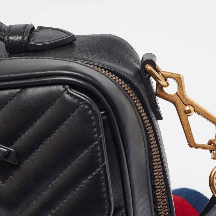 Pre Owned Gucci Black Matelassé Leather GG Marmont Top Handle Bag