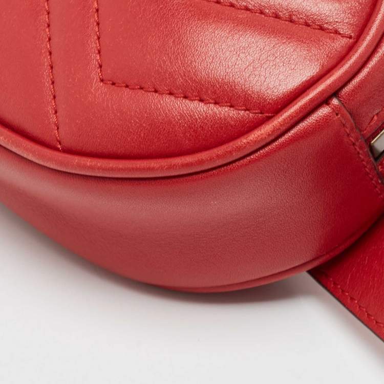 Pre Owned Gucci Red Matelassé Leather Mini GG Marmont Belt Bag