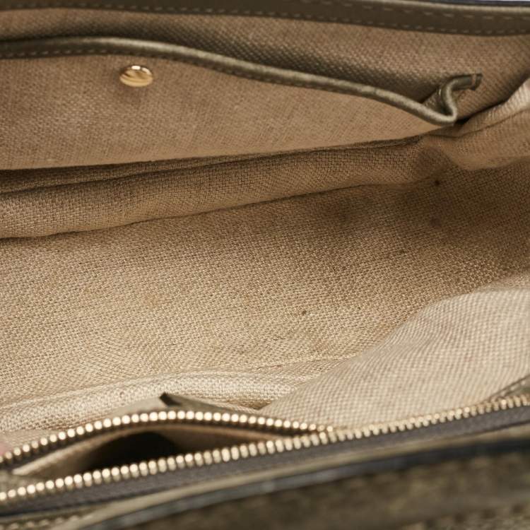 Pre Owned Gucci Grey Leather Medium New Bamboo Top Handle Bag