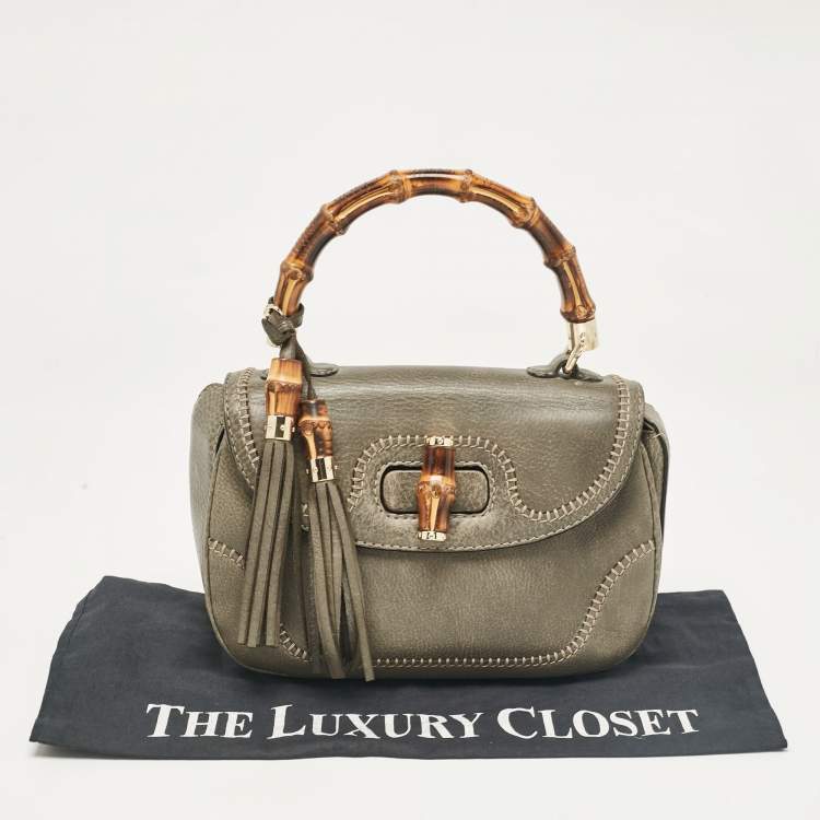 Pre Owned Gucci Grey Leather Medium New Bamboo Top Handle Bag