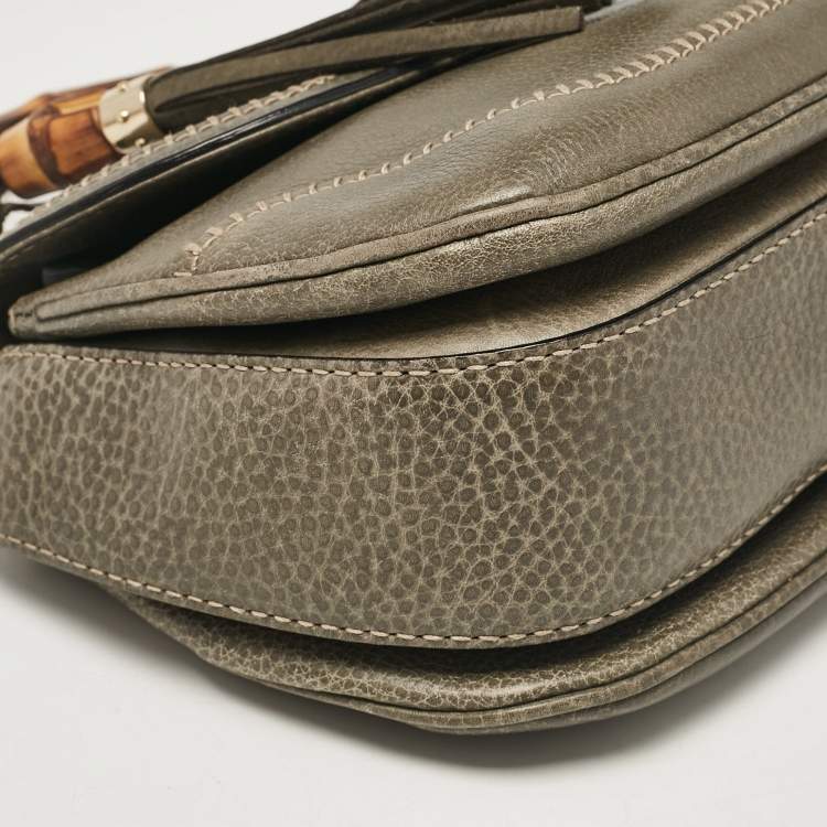 Pre Owned Gucci Grey Leather Medium New Bamboo Top Handle Bag
