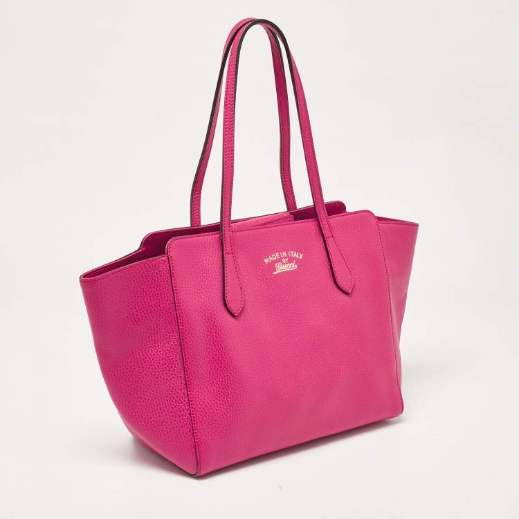 مملوكة مسبقًا Gucci Fuchsia Leather Small Swing Tote