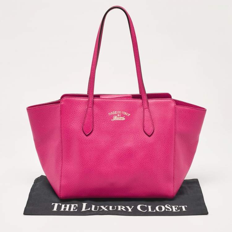 مملوكة مسبقًا Gucci Fuchsia Leather Small Swing Tote