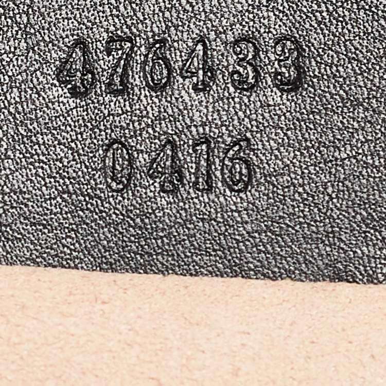 Pre Owned Gucci Black Matelassé Leather Super Mini GG Marmont Shoulder Bag