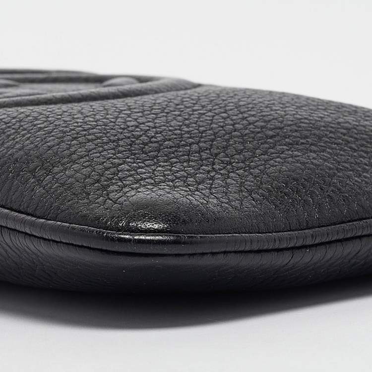 مملوكة مسبقًا Gucci Black Leather Soho Wristlet Clutch
