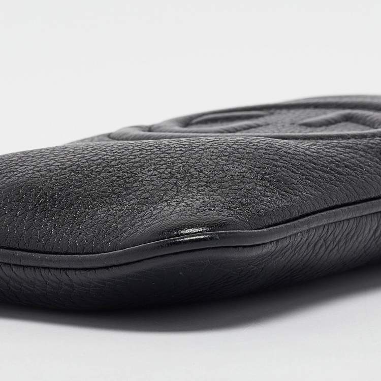 مملوكة مسبقًا Gucci Black Leather Soho Wristlet Clutch