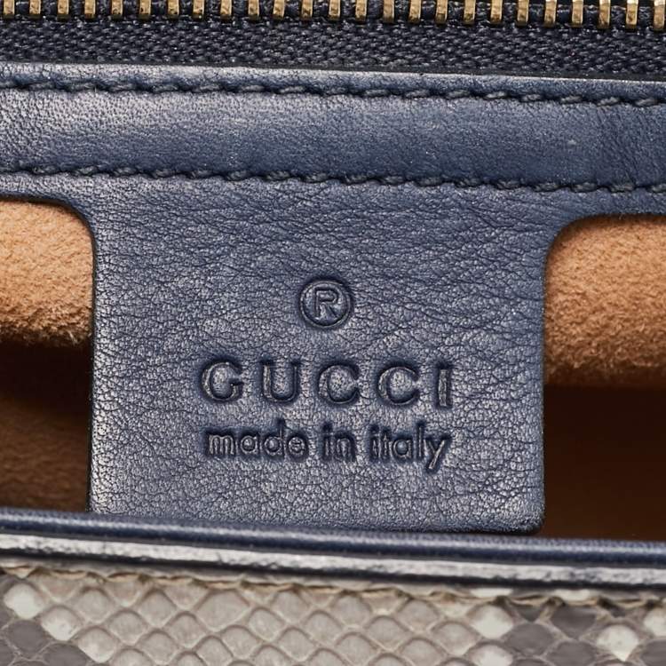 مملوكة مسبقًا Gucci Tricolor Python Medium Padlock Shoulder Bag
