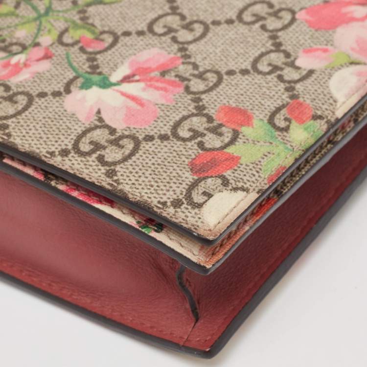 مملوكة مسبقًا Gucci Multicolor Blooms Print GG Supreme Canvas Wallet on Chain