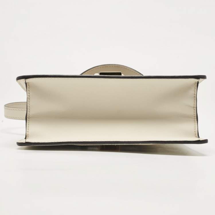 Pre Owned Gucci Off White Leather Mini Sylvie Top Handle Bag