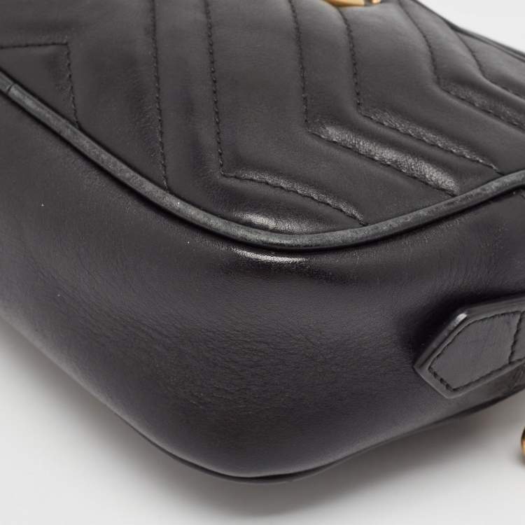 Pre Owned Gucci Black Matelasse Leather Mini GG Marmont Shoulder Bag