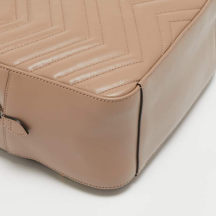 Pre Owned Gucci Beige Matelassé Leather GG Marmont Backpack