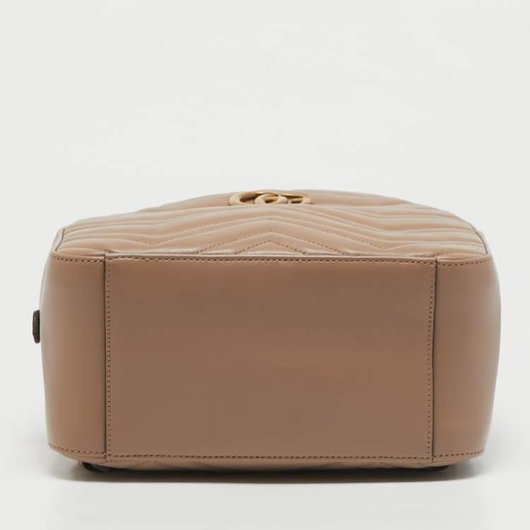 Pre Owned Gucci Beige Matelassé Leather GG Marmont Backpack