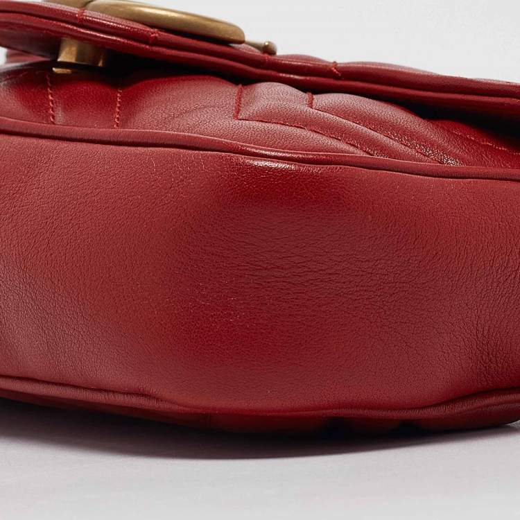 Pre Owned Gucci Red Matelassé Leather Super Mini GG Marmont Bag