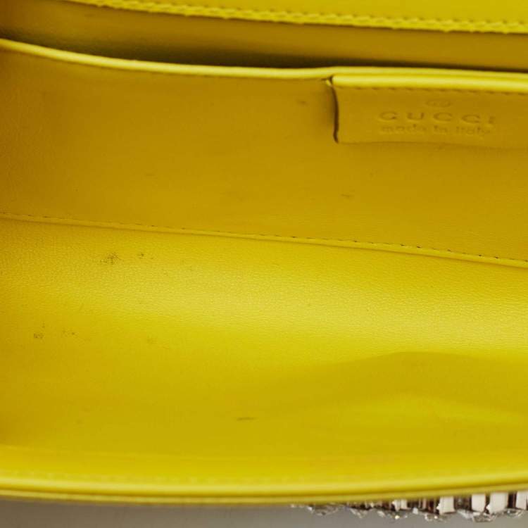 مملوكة مسبقًا Gucci Yellow Satin GG Crystals Broadway Clutch