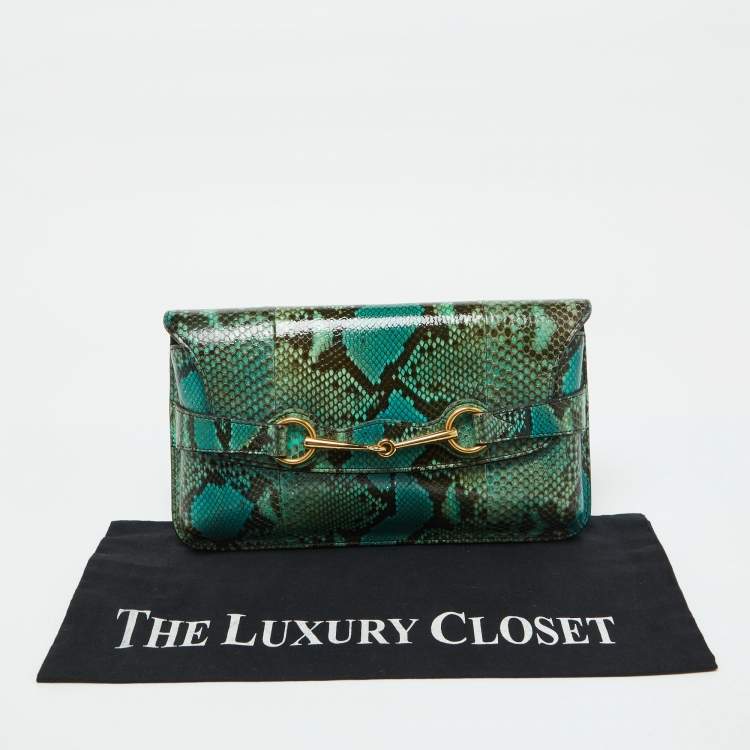 مملوكة مسبقًا Gucci Multicolor Python Bright Horsebit Clutch
