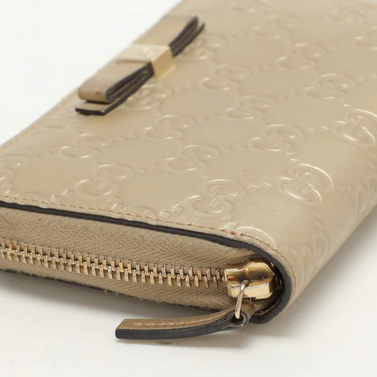Pre Owned Gucci Gold Guccissima Leather Zip Around Wallet