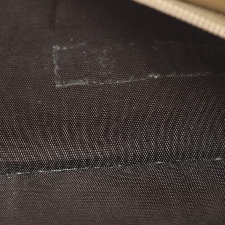 Pre Owned Gucci Gold Guccissima Leather Zip Around Wallet